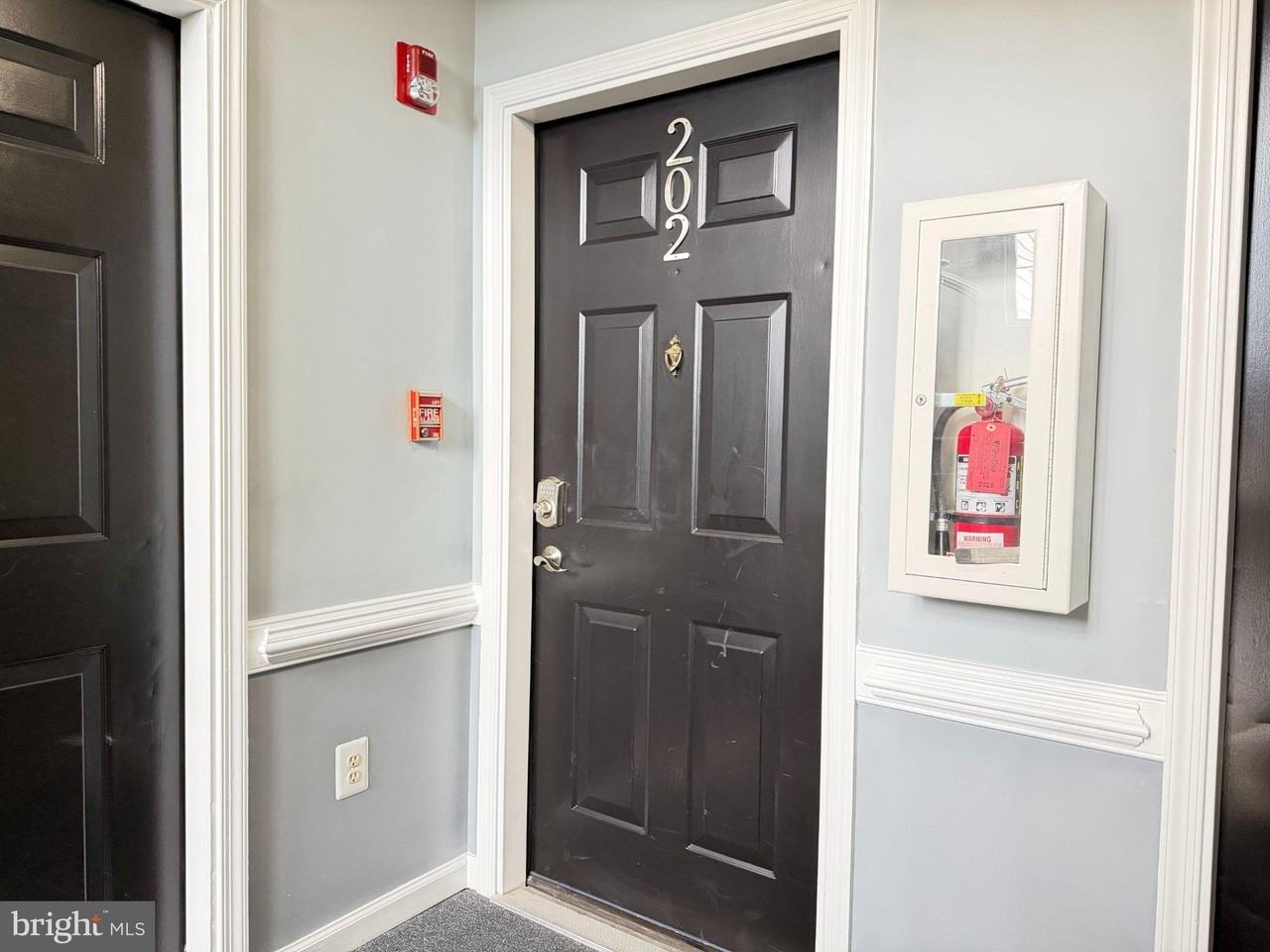 2408 Autumn Harvest Ct #202 - Photo 2 of 15