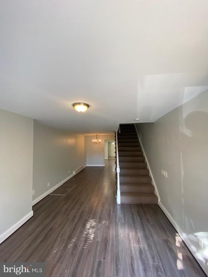 3528 6th St - Photo 2 of 15