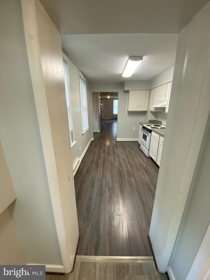 3528 6th St - Photo 4 of 15