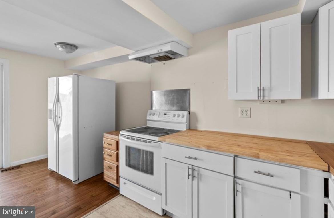 10289 Daystar Ct - Photo 6 of 17