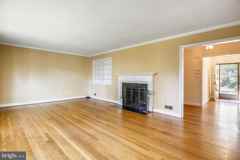 3303 Winnett Rd - Photo 1 of 1