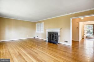 featured image of 3303 Winnett Rd