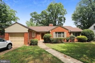 3303 Winnett Rd - Photo 1 of 1