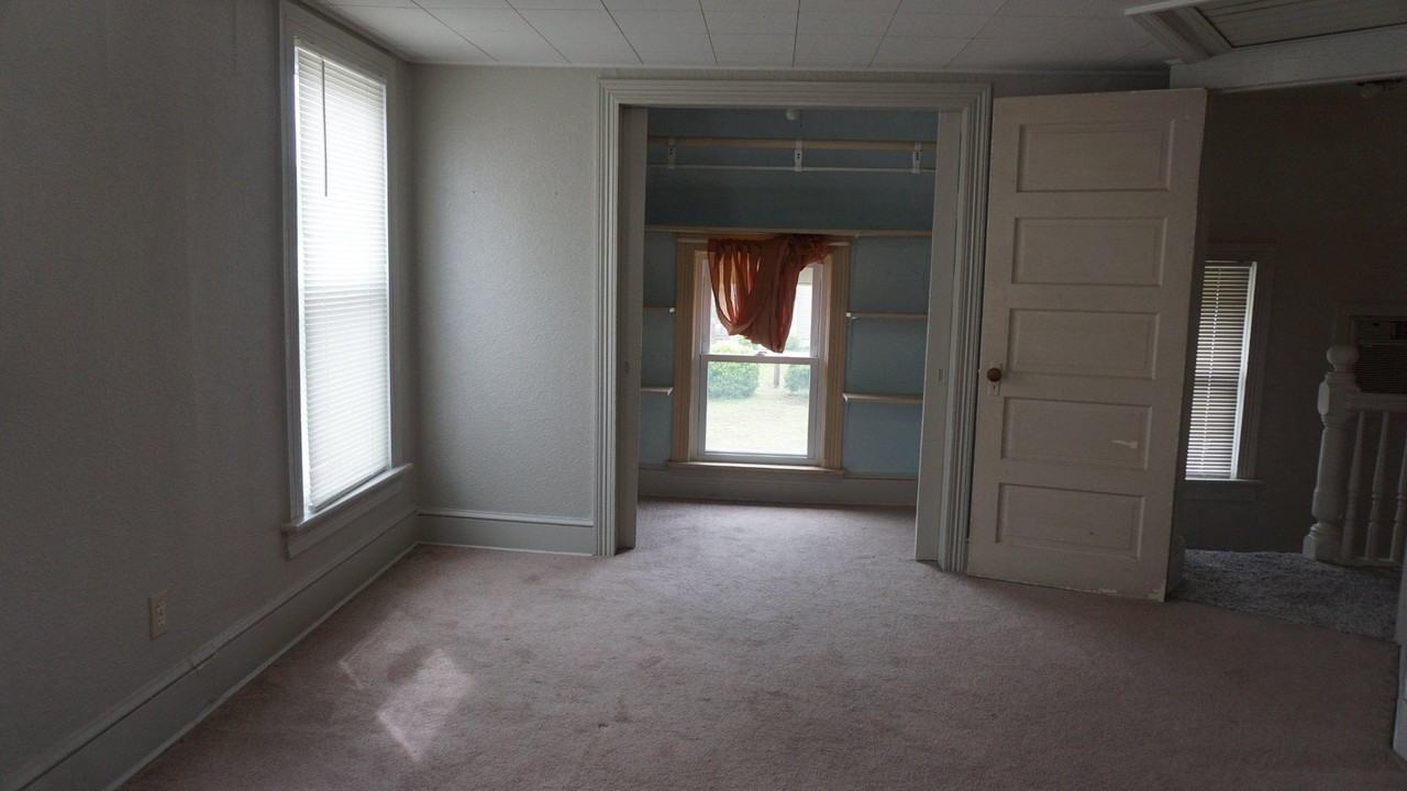 1245 E Grant Ave - Photo 6 of 12