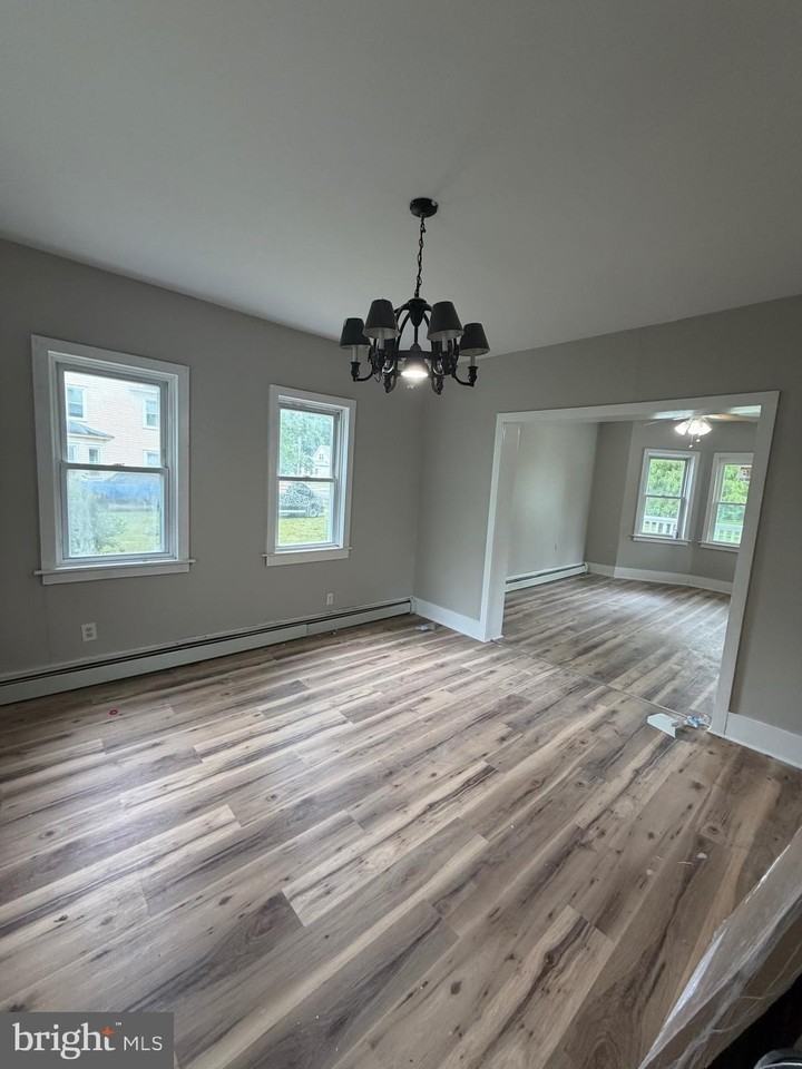 513 Madison Ave - Photo 4 of 8