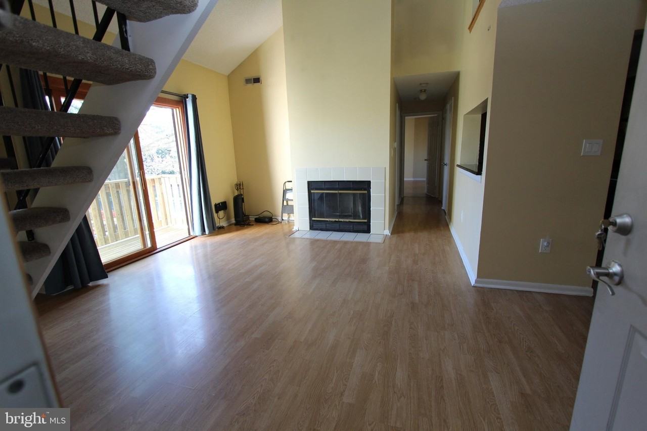 2002 Ravens Crest Dr - Photo 5 of 27