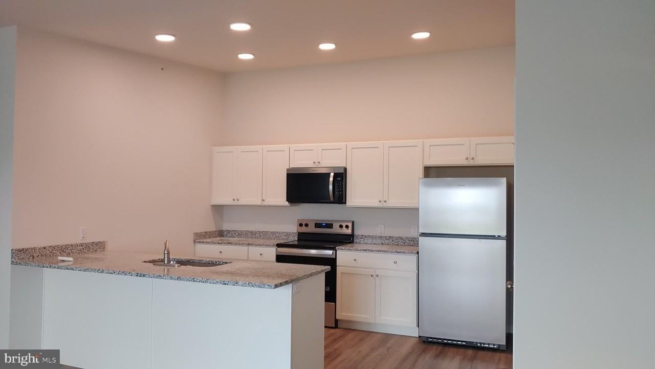 1000 COLBY Lane #1101-1304 - Photo 6 of 24