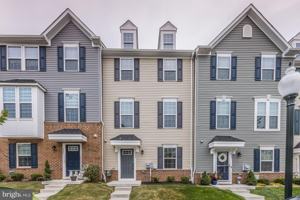featured image of 225 S Adams St