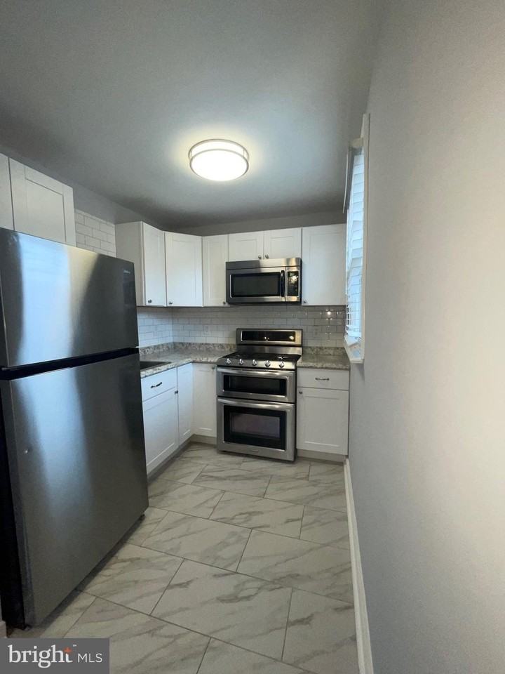 20 Greenhill Rd #B - Photo 7 of 22