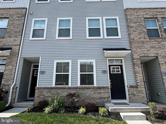 3 Ford St #B - Photo 2 of 23