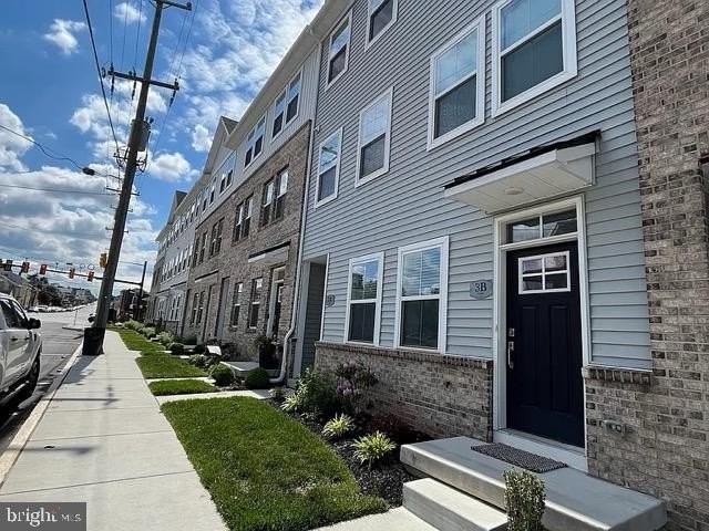 3 Ford St #B - Photo 3 of 23
