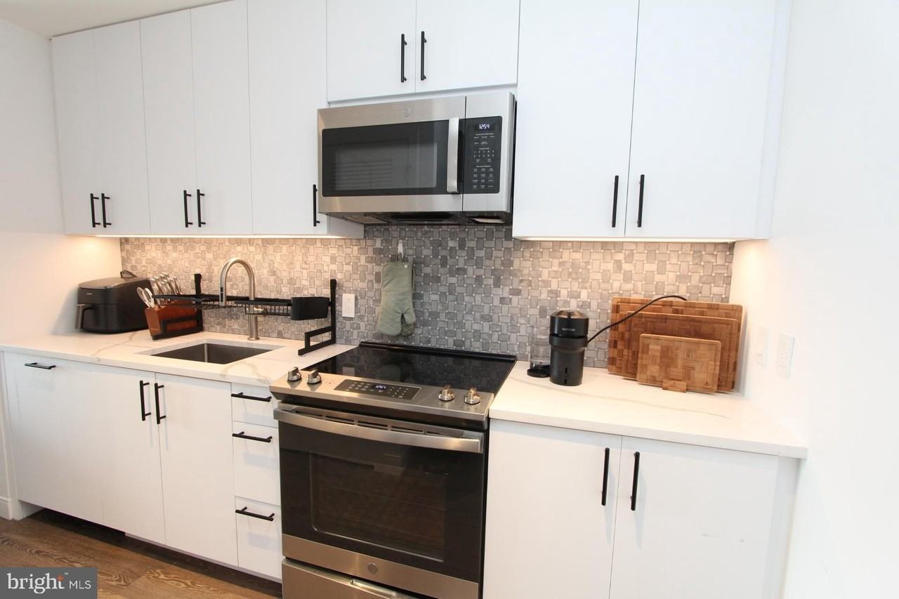 200 Spring Garden St Ste 24 - Photo 4 of 14