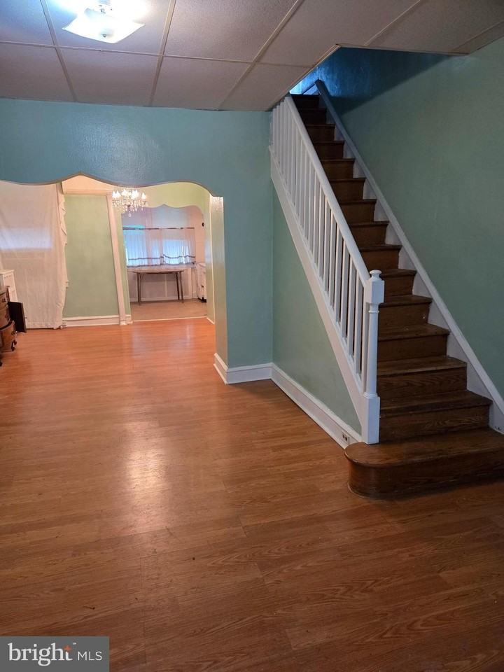 2014 S 68th St - Photo 2 of 9