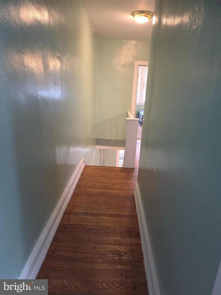 2014 S 68th St - Photo 6 of 9