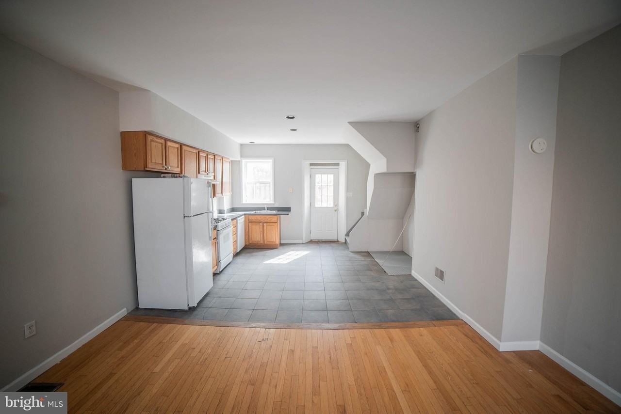 1107 N 3rd St - Photo 5 of 22