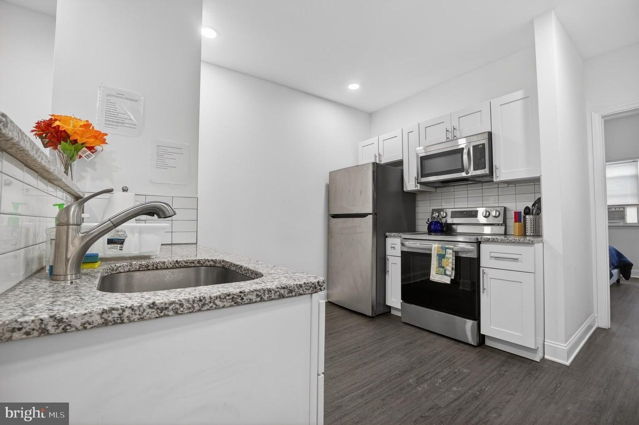 3138 W Allegheny Ave #B - Photo 2 of 22