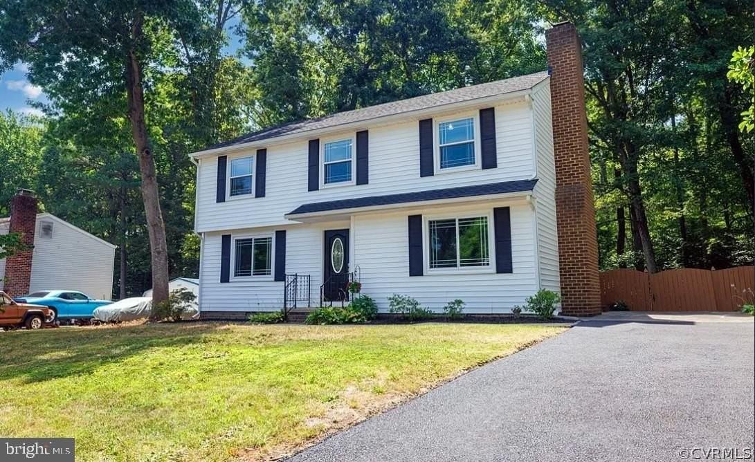 3907 Harvette Dr - Photo 4 of 26