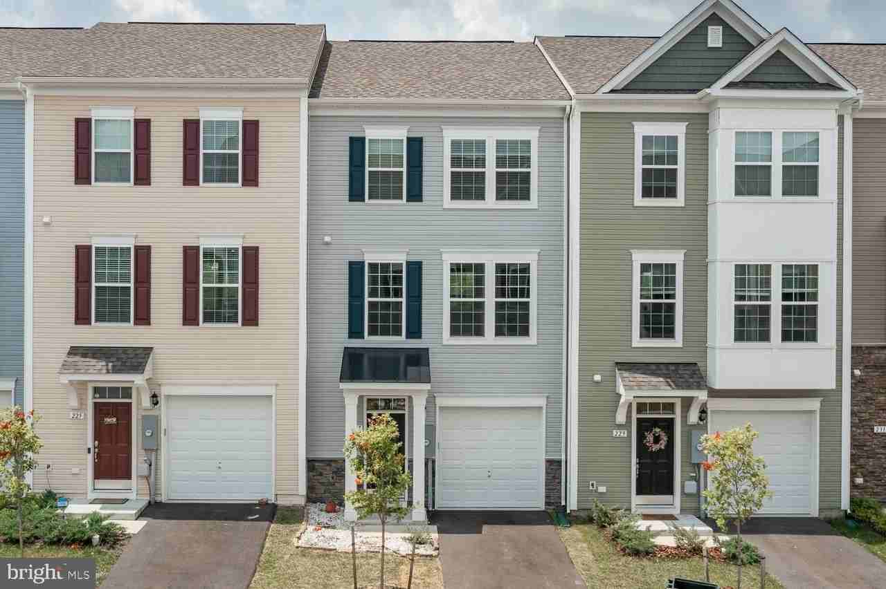 227 Schramm Loop - Photo 2 of 50