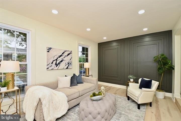 4702 Forestdale Dr - Photo 3 of 40