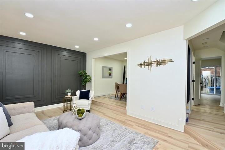 4702 Forestdale Dr - Photo 4 of 40