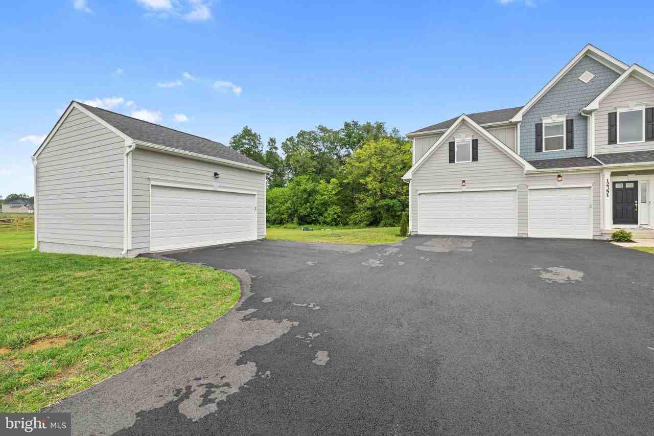 12351 Jayse Way - Photo 3 of 50
