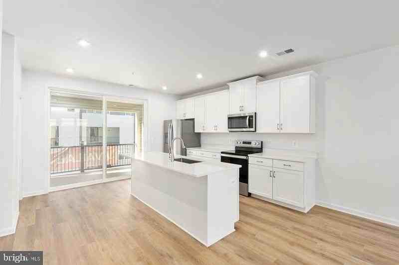 2514 Neabsco Common Pl - Photo 7 of 26