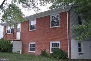 featured image of 4419 Kentmore Dr
