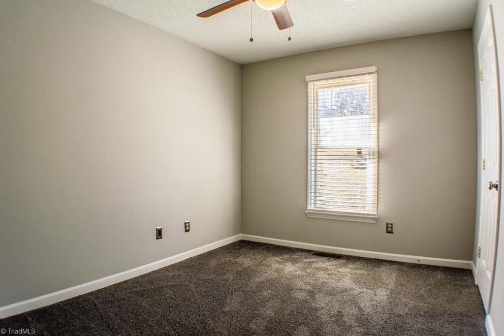 2179 Dave St - Photo 7 of 12