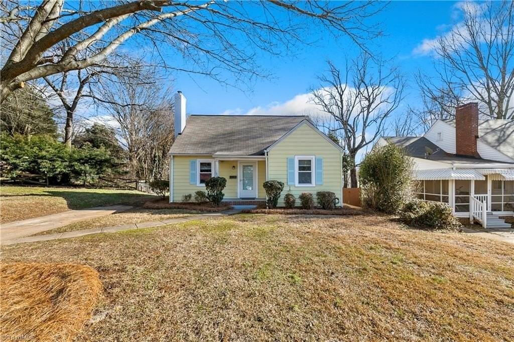 1015 Martin St - Photo 2 of 20