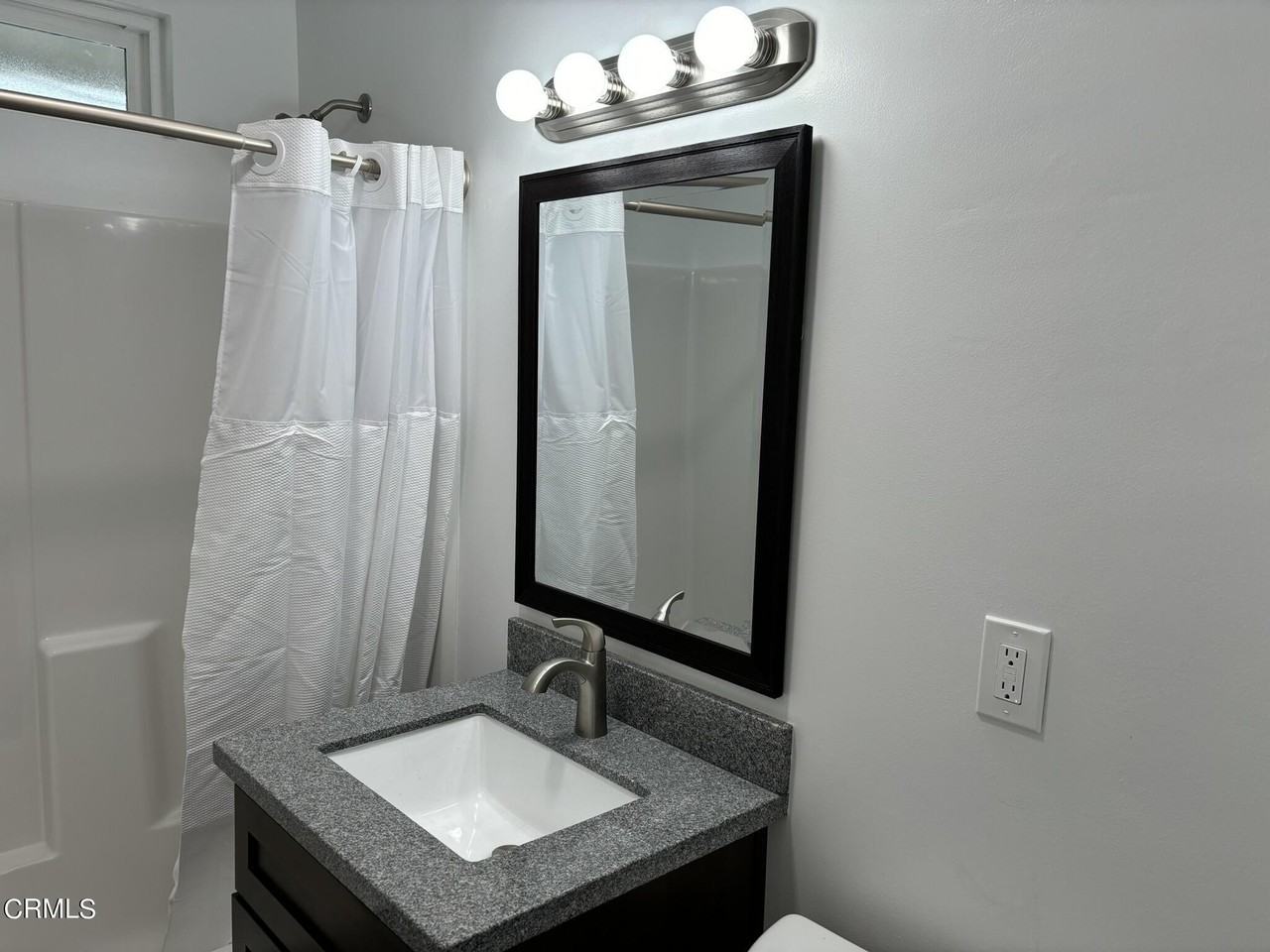 109 Bald St #B - Photo 4 of 11
