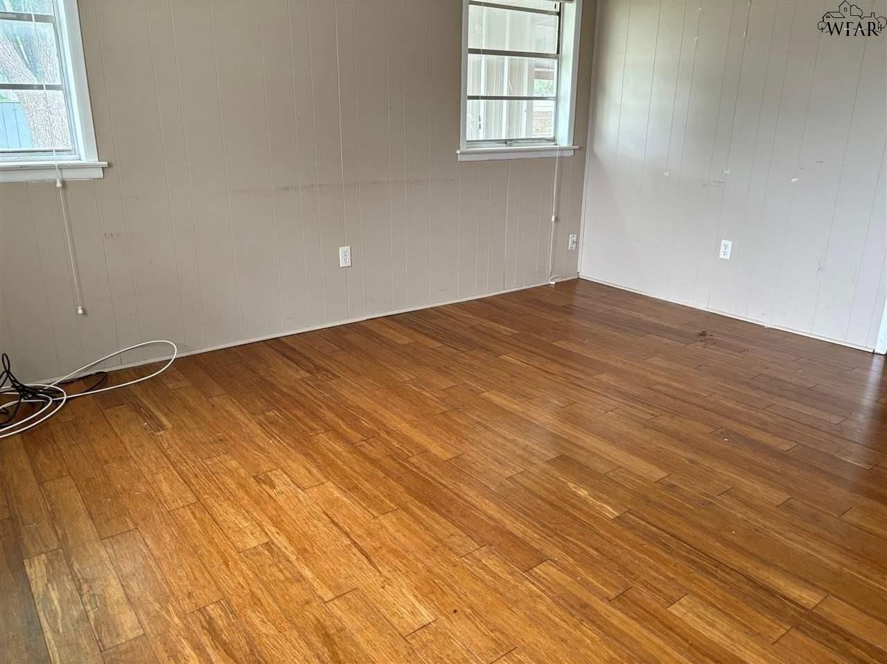 4009 Boren Ave - Photo 2 of 12