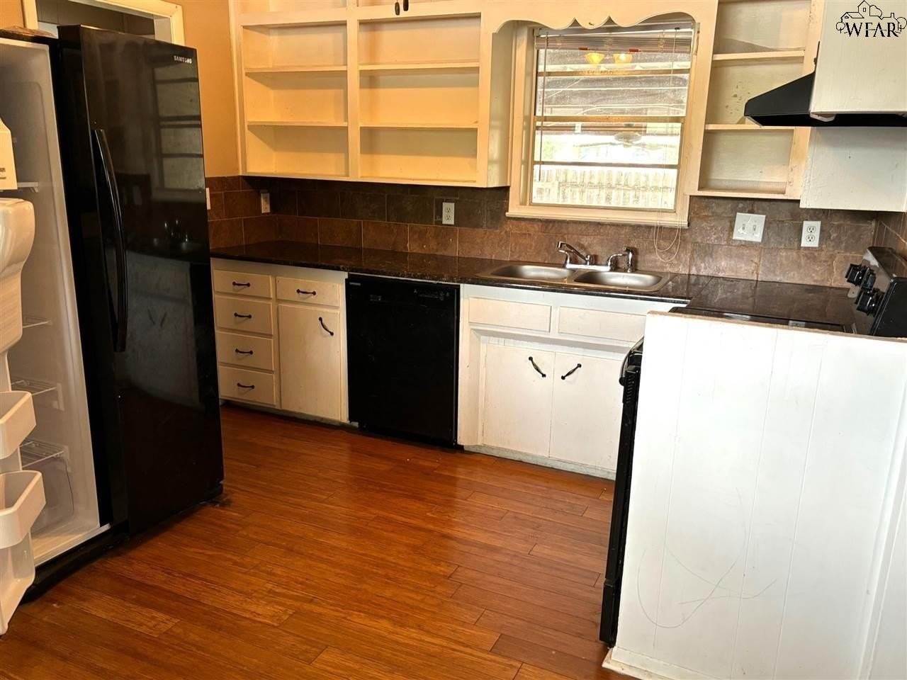 4009 Boren Ave - Photo 6 of 12