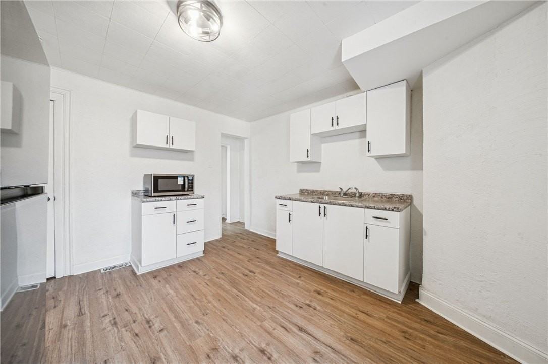 3226 Richardson Ave - Photo 3 of 28