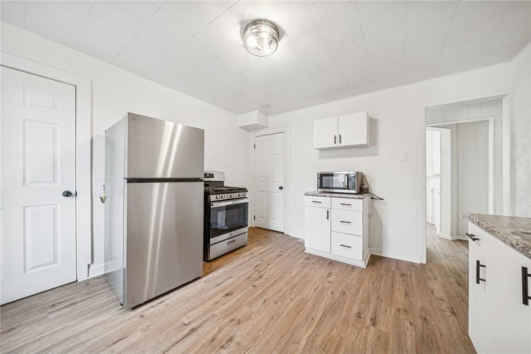 3226 Richardson Ave - Photo 4 of 28