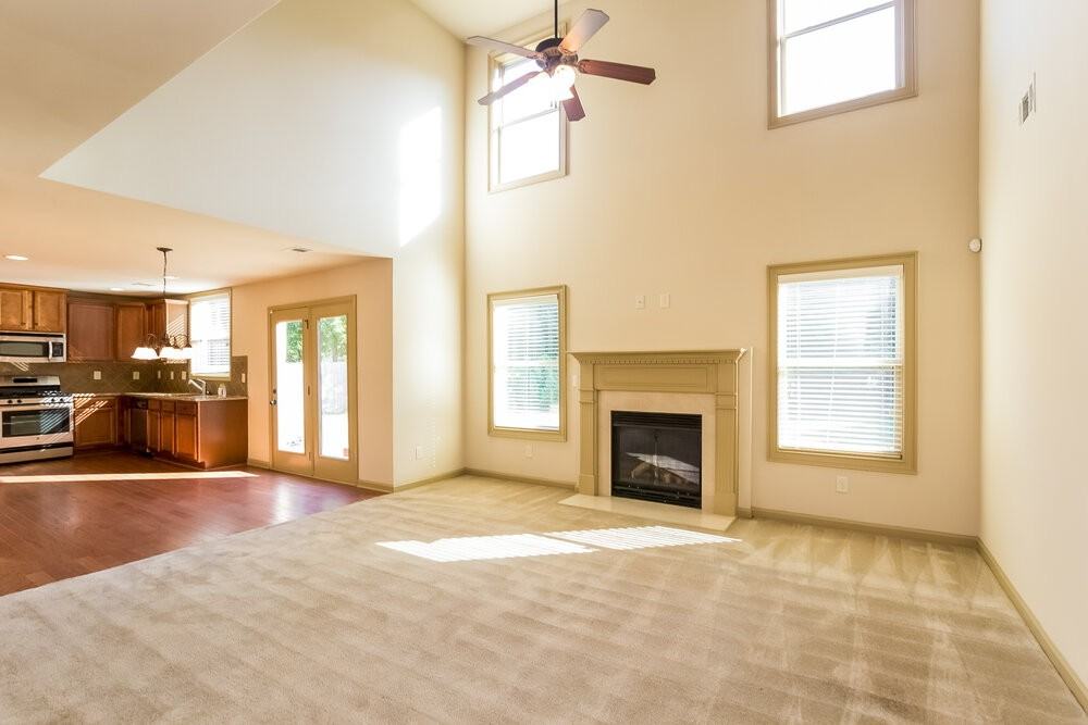 3336 Montauk Hill Dr - Photo 4 of 17