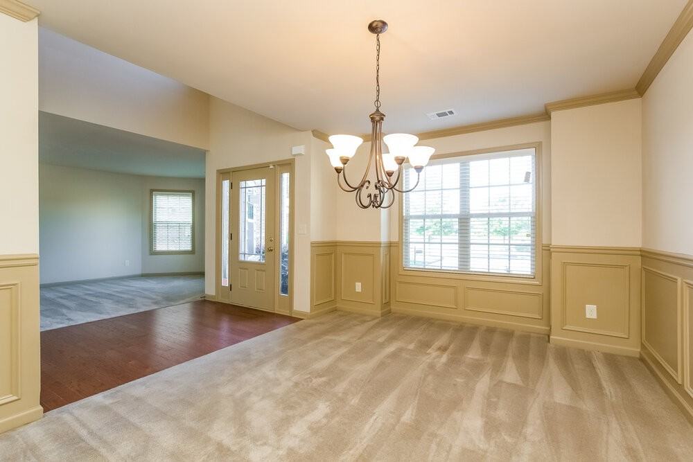 3336 Montauk Hill Dr - Photo 5 of 17