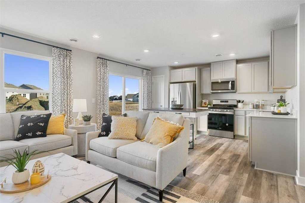 5154 Stable View Dr - Photo 4 of 15