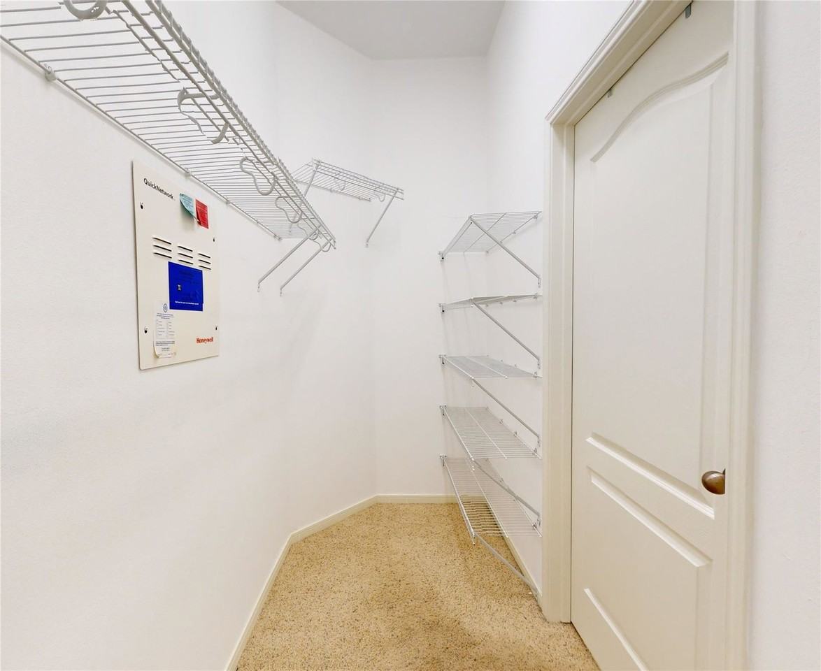 E Auden Cir - Photo 3 of 8