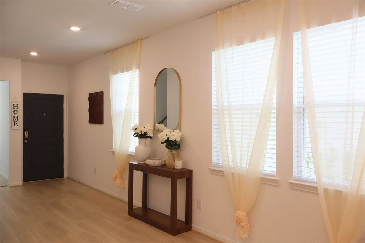 Misty Meadow Ln - Photo 5 of 7