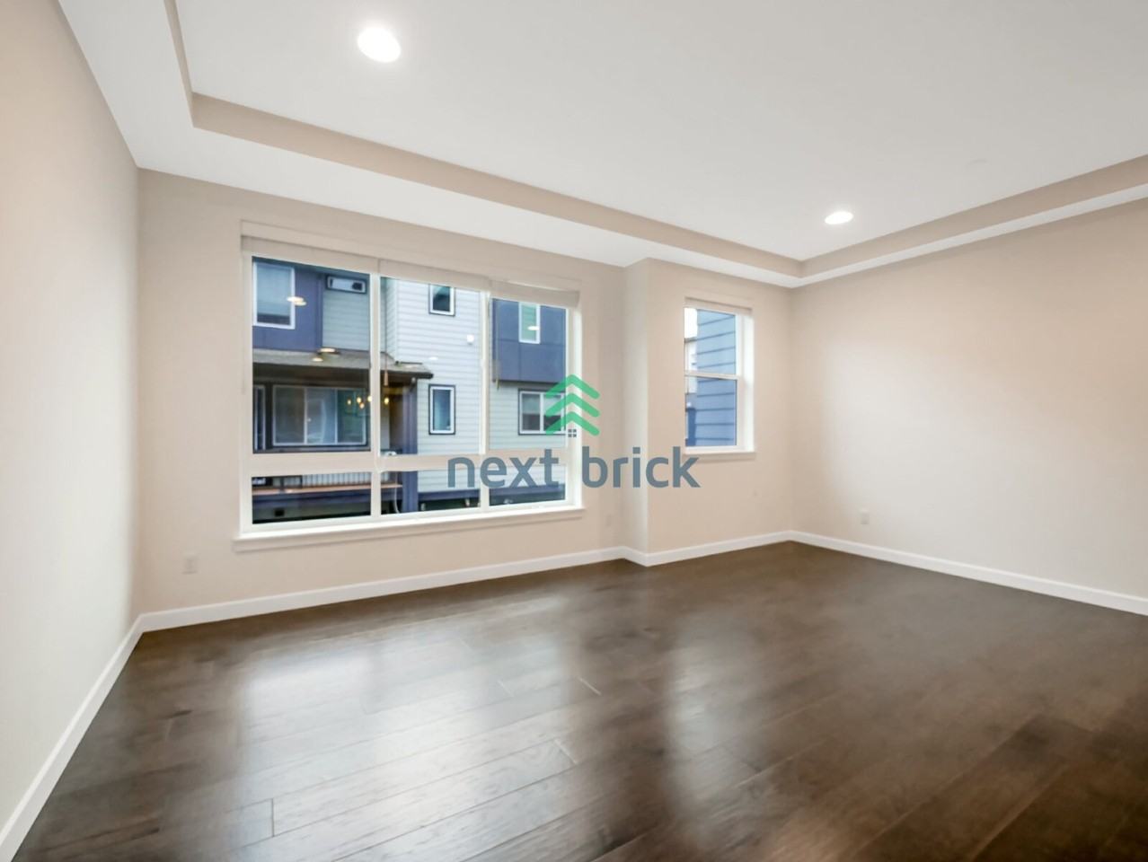 615 238th St Se #B - Photo 3 of 22