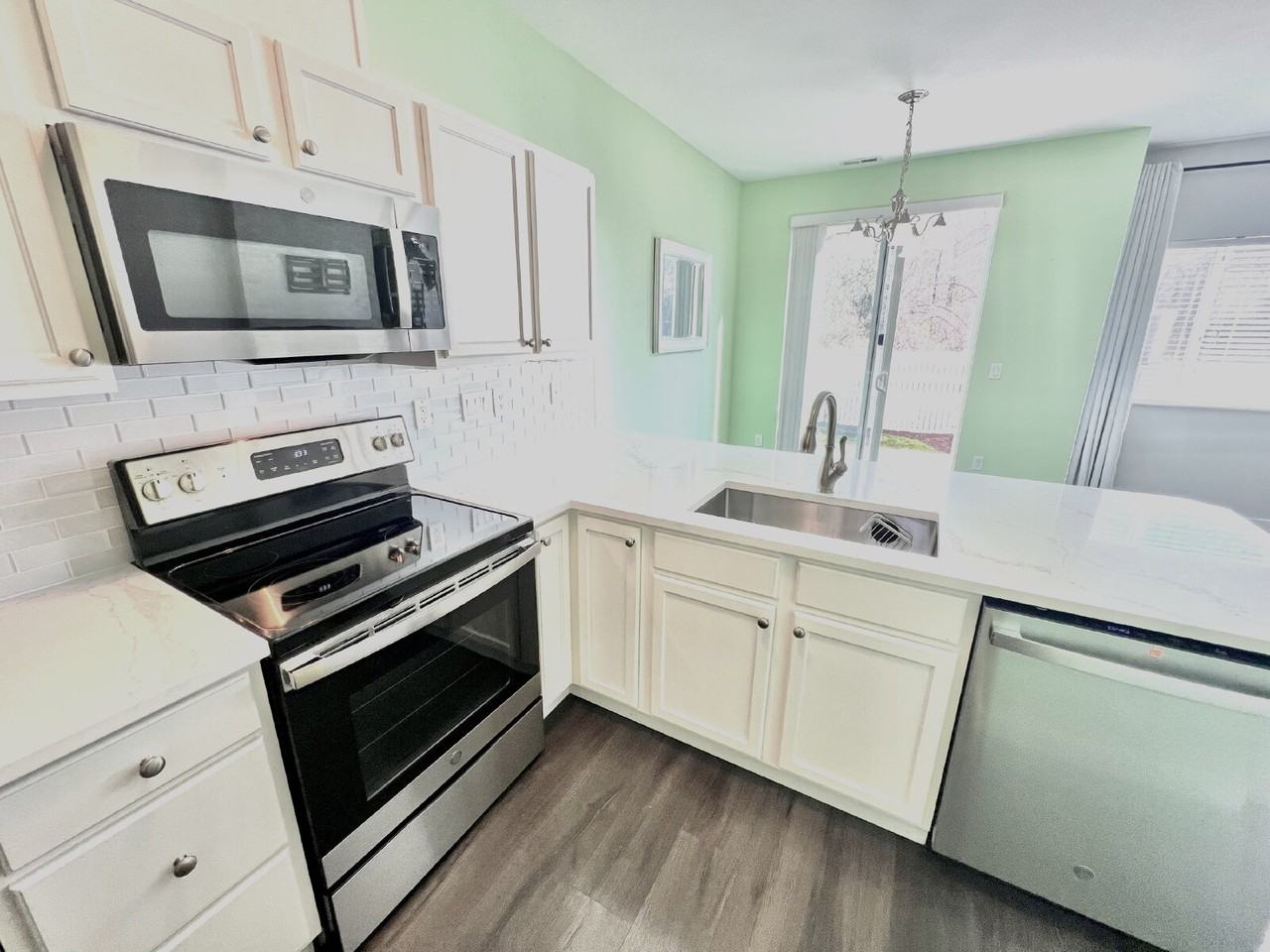 6534 127th Street Ct E - Photo 2 of 16