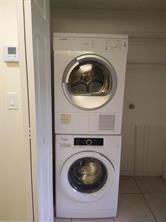 8834 Royal Palm Blvd - Photo 7 of 8