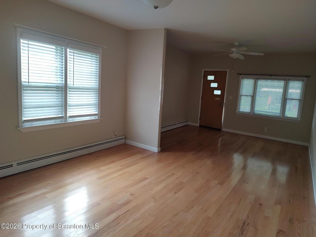 520 Morgan St - Photo 3 of 13