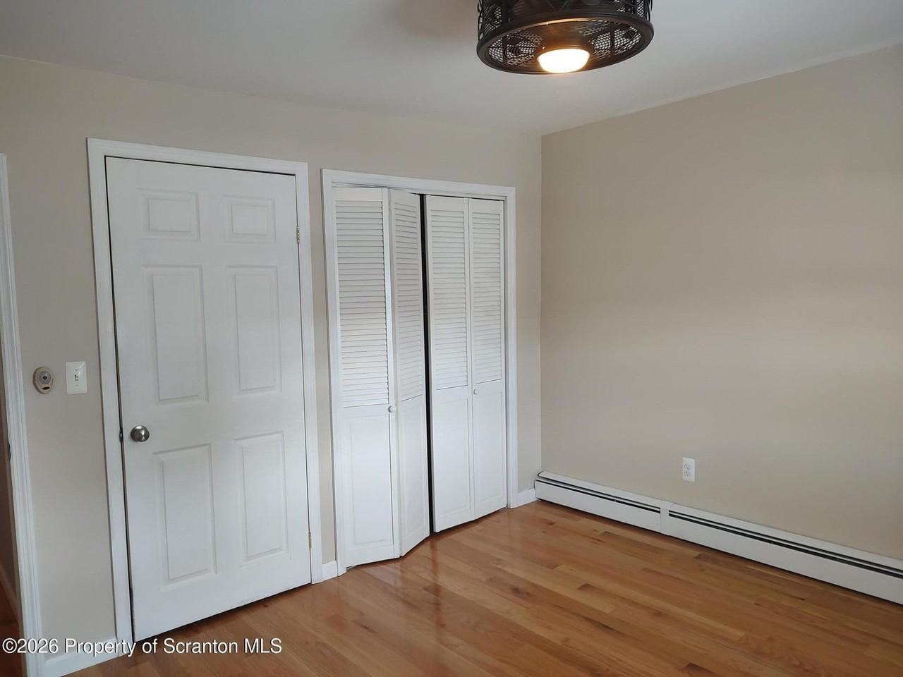 520 Morgan St - Photo 7 of 13