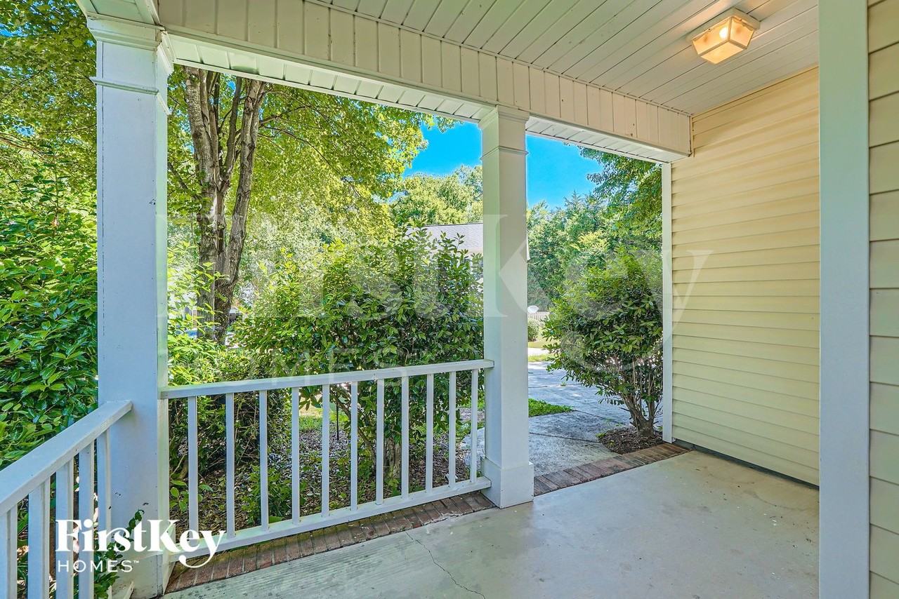 9838 Stephen Thompson Ln - Photo 4 of 28