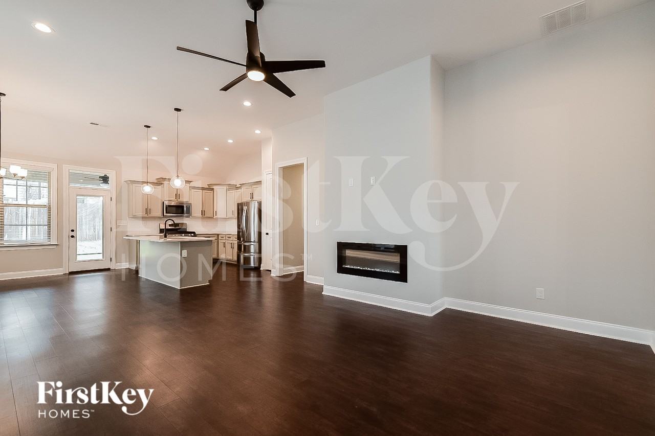 7432 Appling Rain Dr - Photo 4 of 15