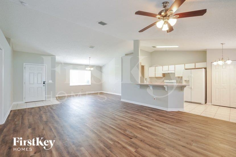 8 Wild Oak Pl - Photo 5 of 15
