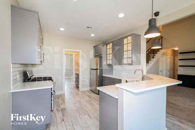 9701 Sundance Ridge Rd - Photo 4 of 15