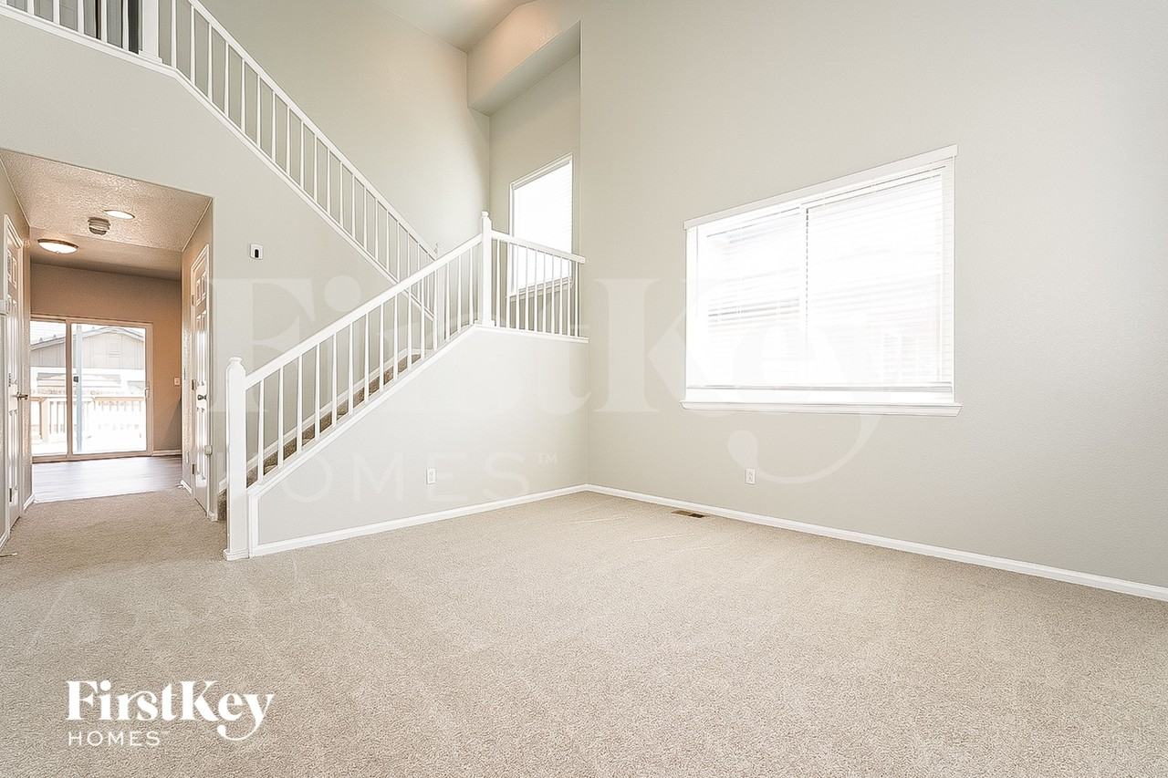 16463 E 98th Way - Photo 3 of 15