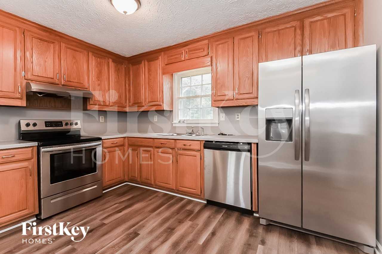 5029 Shelley Ct - Photo 7 of 16